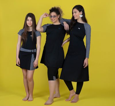 כל בגדי הים collection